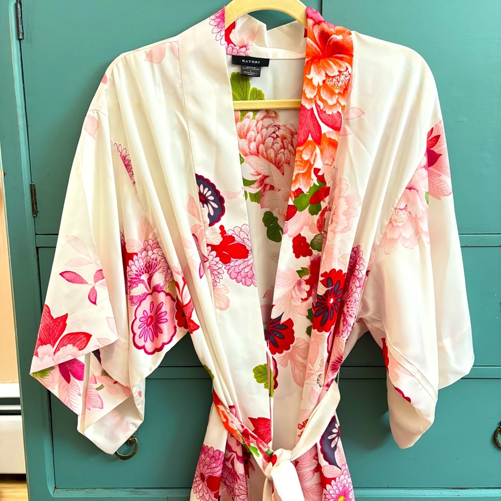 Natori Floral Kimono Robe